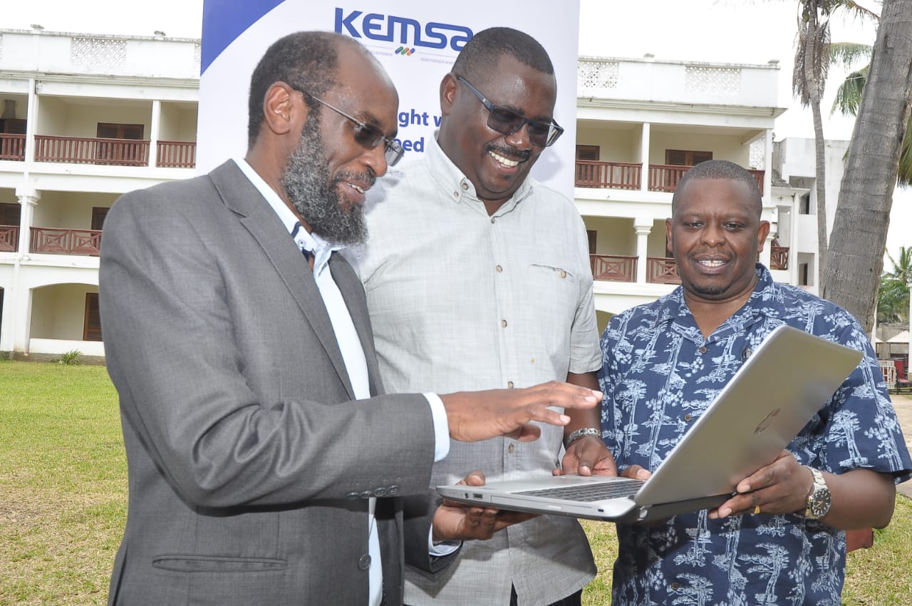 Prof Maina Muchara , KEMSA Board Director, Tom Wambua and KEMSA Chief Executive Officer Jonah Manjari during the KEMSA Board induction